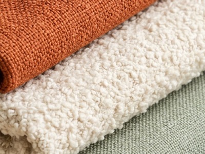 Cận cảnh sợi Nỉ cừu Bouclé xoắn mây
